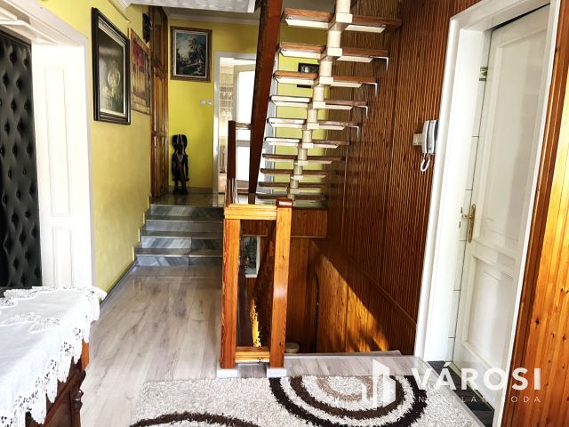 Népszerű Cukrászda + Elismert Cukrászüzem + Belvárosi otthon