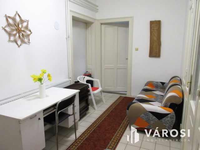 Bajai belvárosi polgári lakás