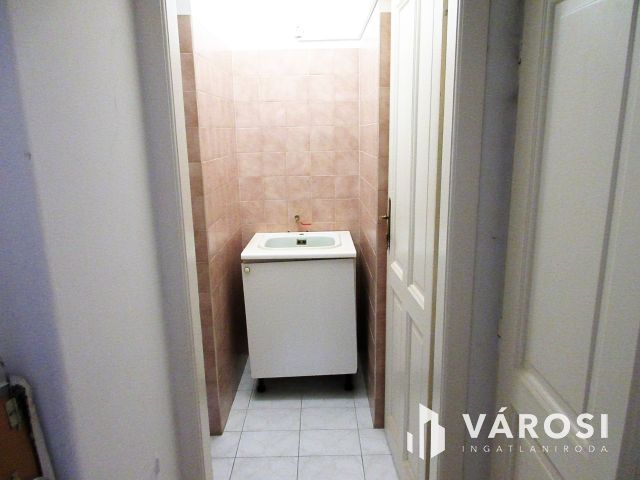 Bajai belvárosi polgári lakás