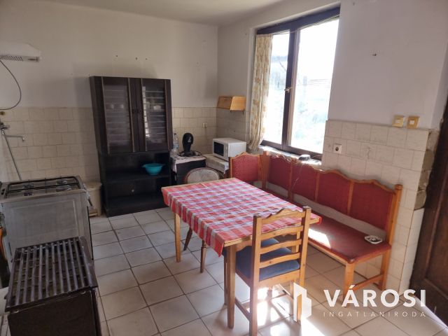 Családi ház, sok lehetőséggel Pat településen!