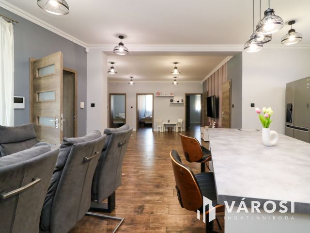 Felújított, működő apartman eladó