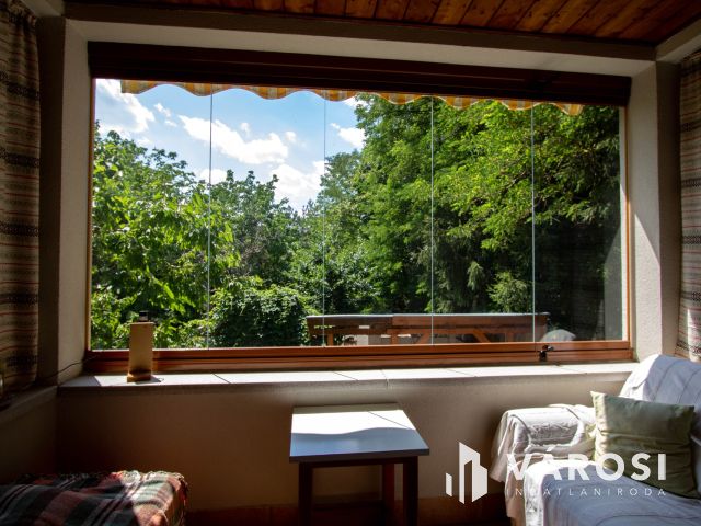 Gosztola hegyi ingatlan, szép nagy területtel eladó!