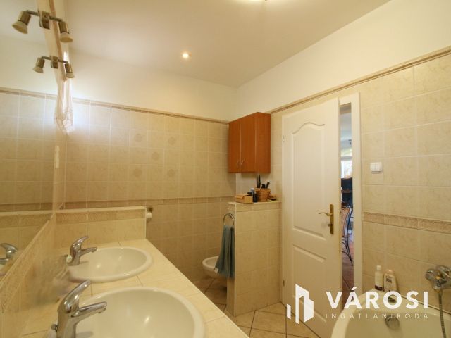 Tökéletes otthon gyönyörű környezetben