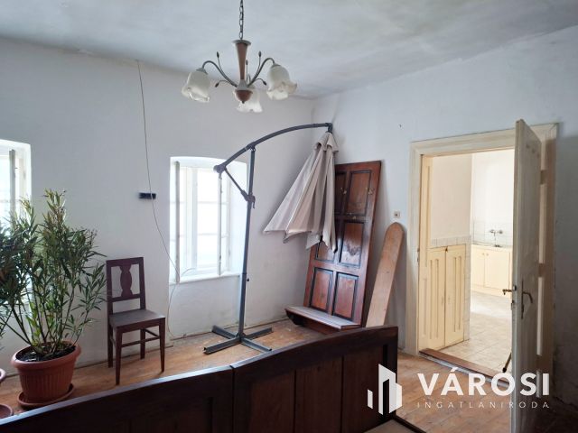 Patakparti kisház + megosztható telek = Bakonybéli nyerő lap