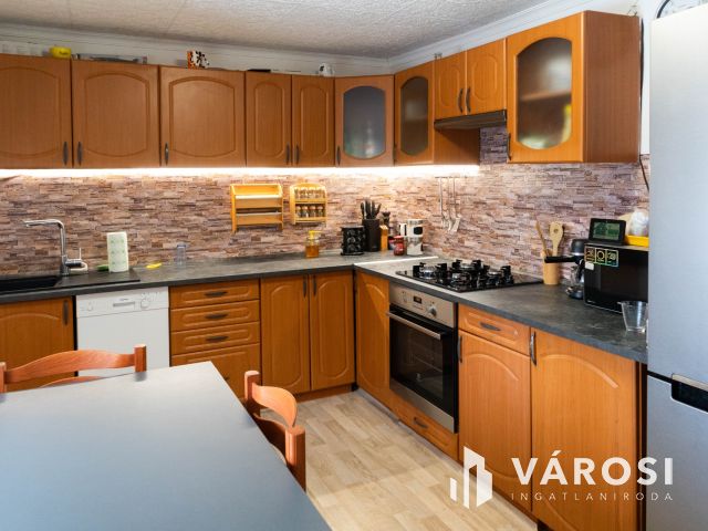 Igényes, felújított Családi ház, ide csak költözni kell