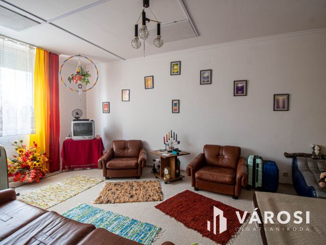 Lenti belvárosához közeli, kellemes kis lakás