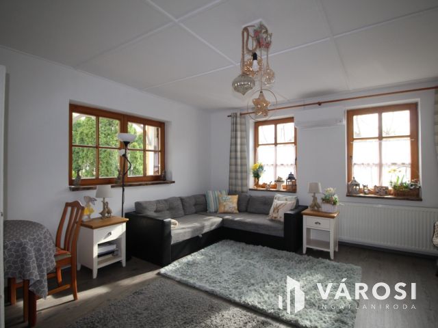 Felújított lakóház és apartmanok Bükön