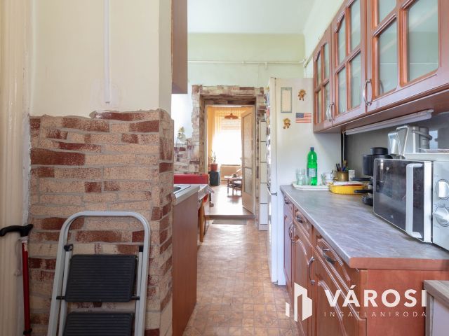 Göncz Árpád városközponttól 5 percre 54 m2-es 2 szobás lakás