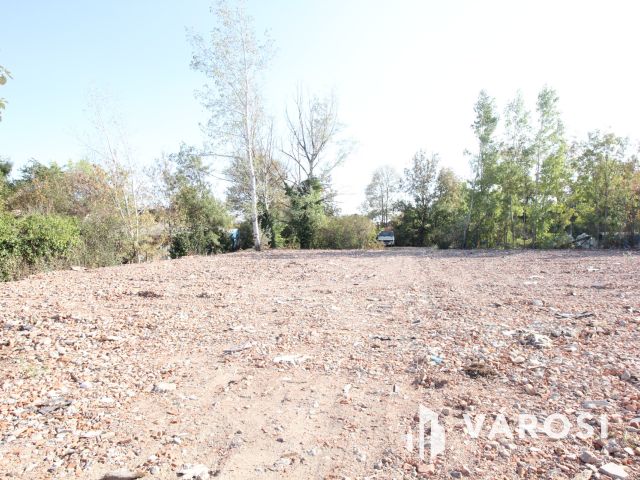 Kiváló telephely kiadó