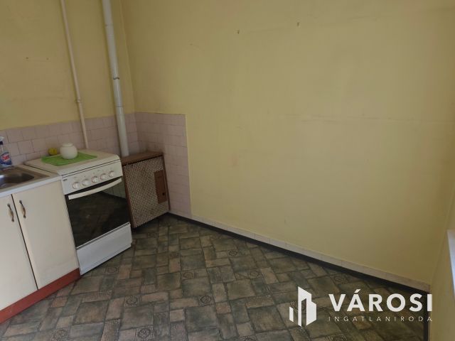 Katonaréten eladó családi ház